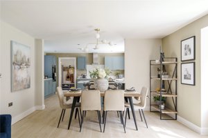 Holt, NR25 6EW picture 3