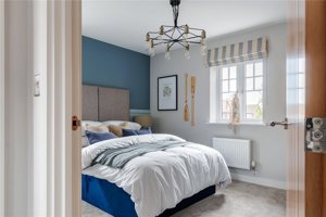 Holt, NR25 6EW picture 4