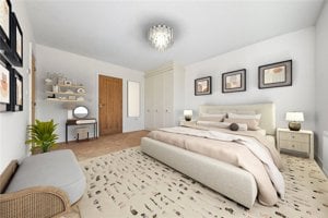 Holt, NR25 6EW picture 4