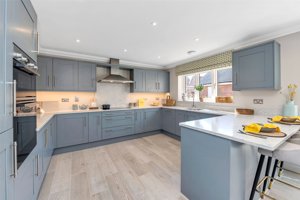 Suffolk, NR34 9YU picture 4