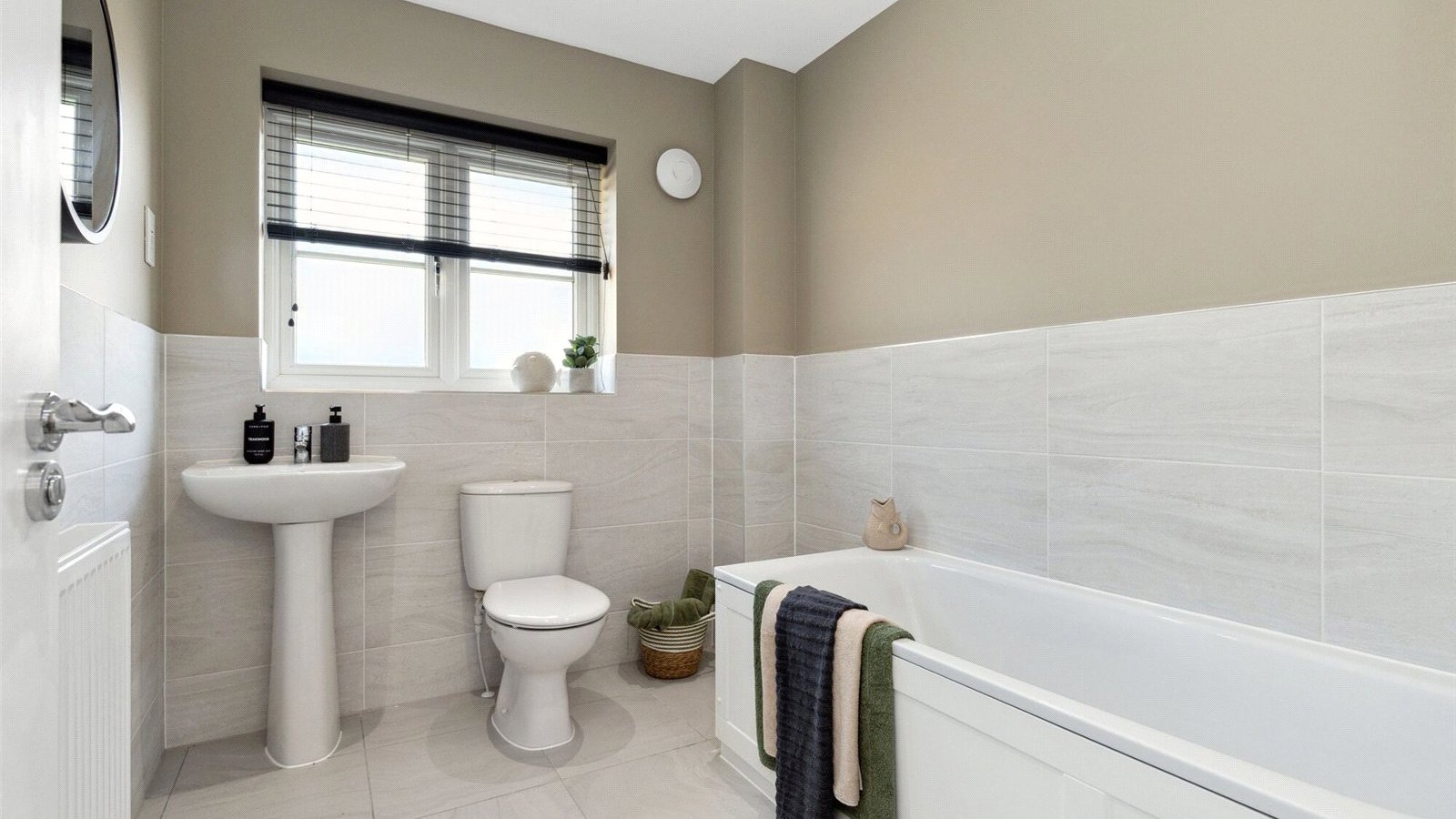 Picture No. 04.jpg Picture No. 04