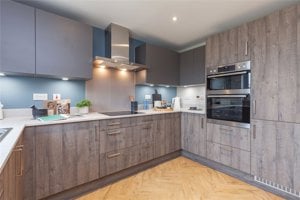 Priory Grove, Banbury Road picture 2