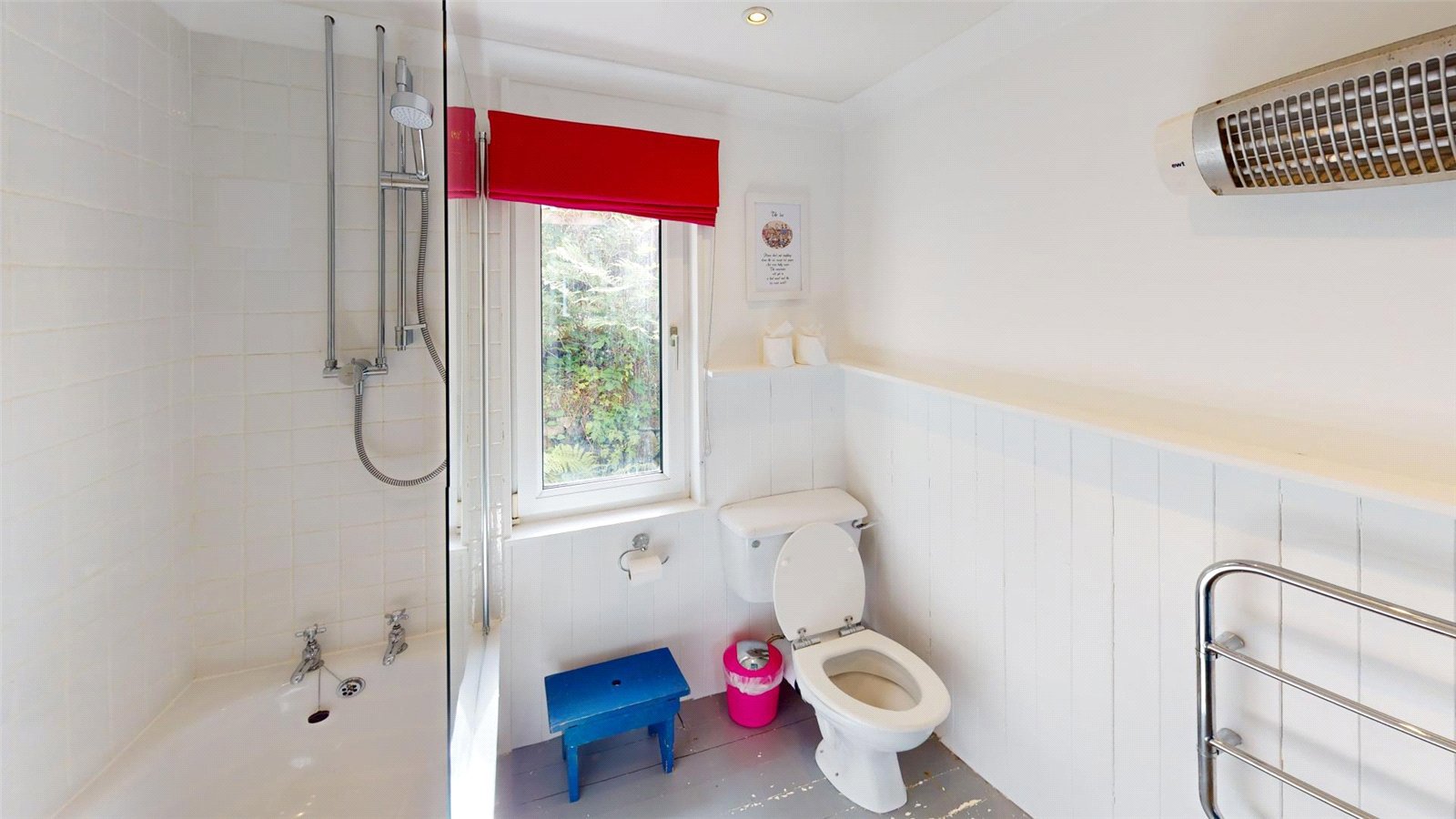 Bathroom.jpg Bathroom