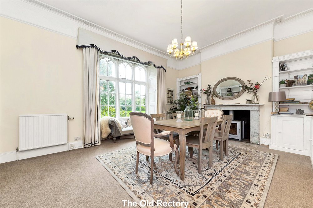 & 4 Common Lane, Hemingford Abbots, Huntingdon, PE28 9AN