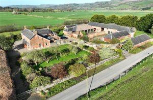 New Mains Farmhouse, Inchture picture 4