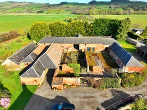 New Mains Farmhouse, Inchture picture 2