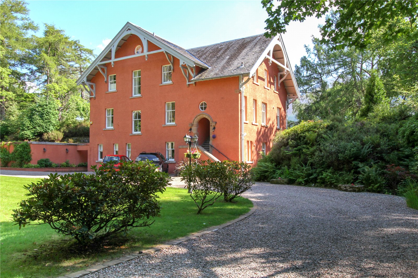 Dunbeg House & Bay Cottage, North Ballachulish, Onich, PH33 6SA