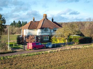 St. Anthonys Cottages, Scholar's Hill picture 1