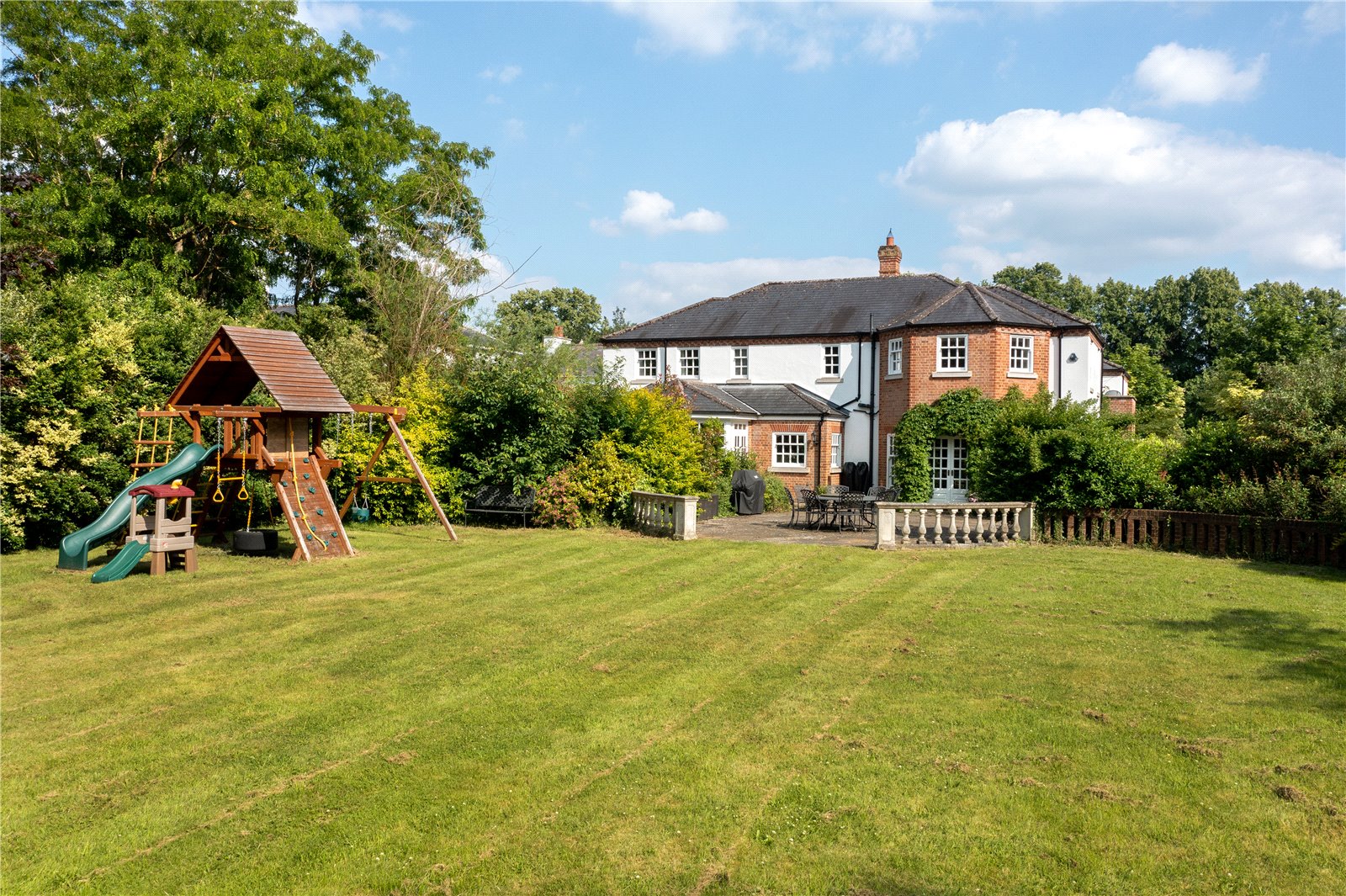 Manor Farm Road, Waresley, Sandy, SG19 3BX