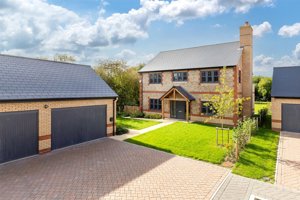 Royston, Cambridgeshire, SG8 0BQ picture 1