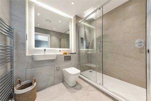 Royston, Cambridgeshire, SG8 0BQ picture 3