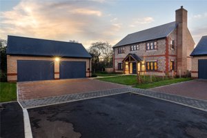 Royston, Cambridgeshire, SG8 0BQ picture 1