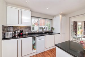 Royston, SG8 7RA picture 5