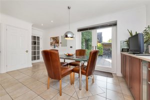 Royston, SG8 6AL picture 4