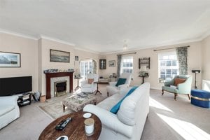 Royston, Cambridgeshire, SG8 5QH picture 2