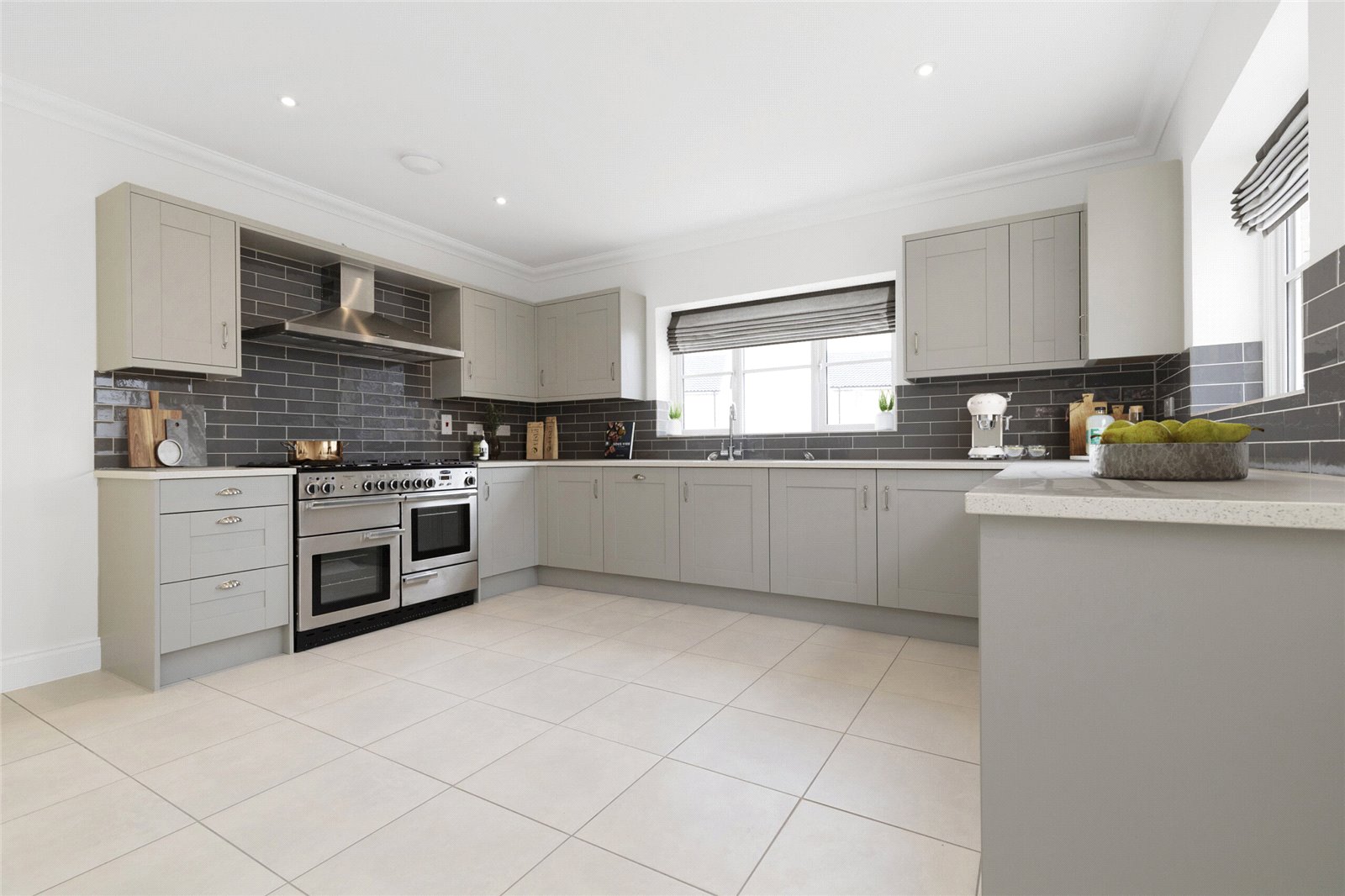 Kitchen2.jpg