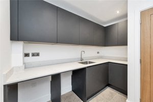 Royston, SG8 8PN picture 5