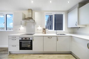 Osprey Drive, Trumpington picture 5