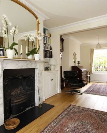 Image of Decluttering 1(2)