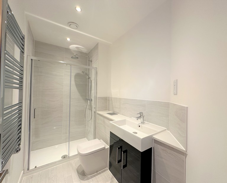 Image of en-suite 1.1