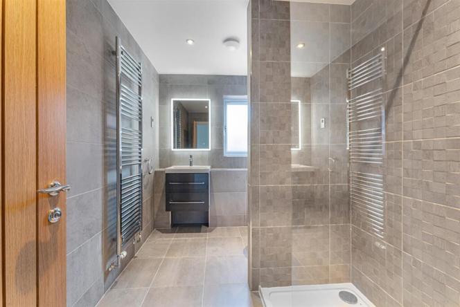 Image of plot 5 main bathroom harlington