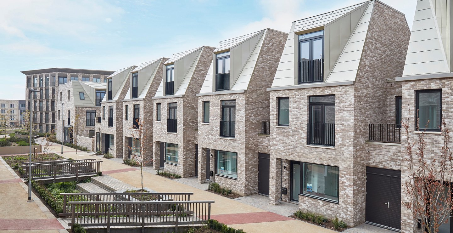 Image of Eddington_200421 38