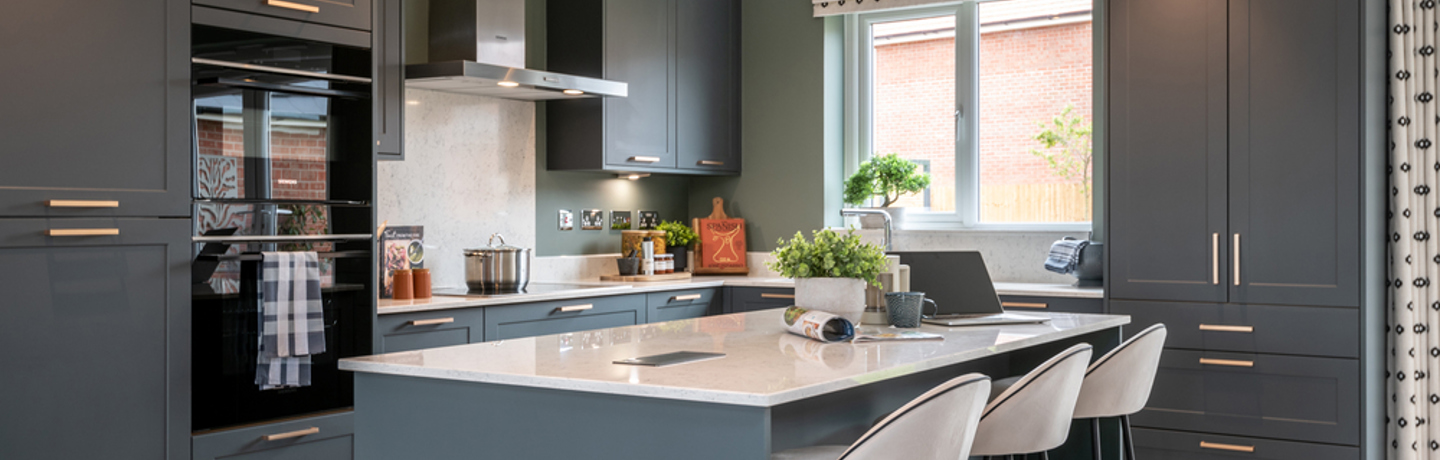 Image of redrow-the-harrogate-lifestyle-kitchen-67045