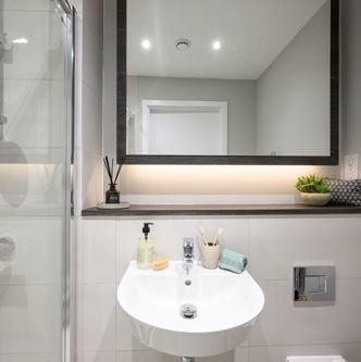 Image of vb2362862__SJH7970_1600x1067