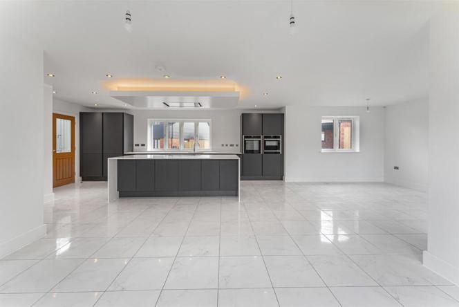 Image of plot 5 Harlington Kitchen p1