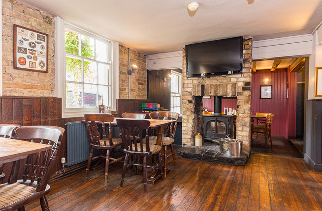 cw - the red bull-007