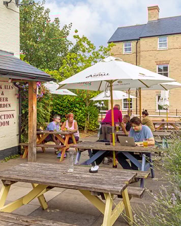 Image of cw - the red bull-026(2)